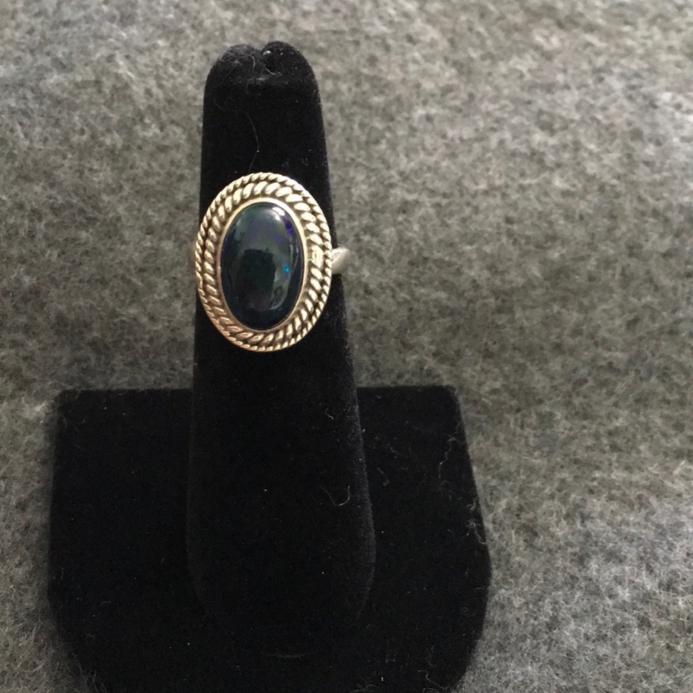 Black opal set in 925